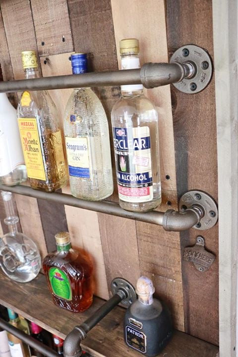 Pallet gin online shelf